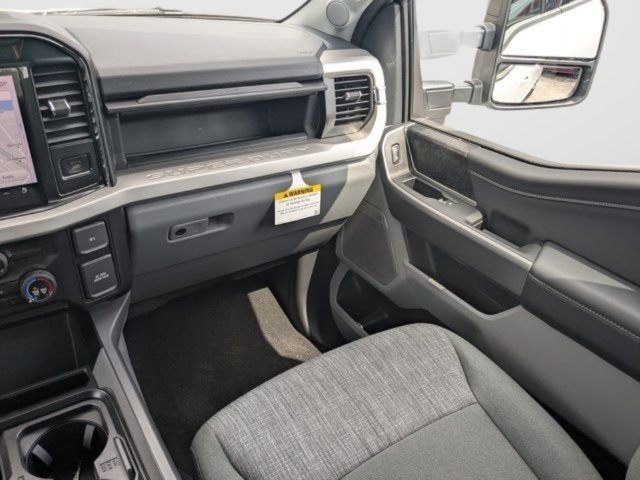 New 2026 Ford F350 XLT w/ XLT Premium Package AWD/4WD image 18