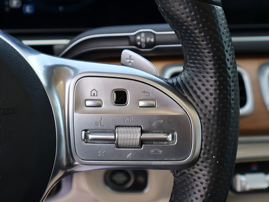 Used 2022 Mercedes-Benz GLS 450 4MATIC image 33