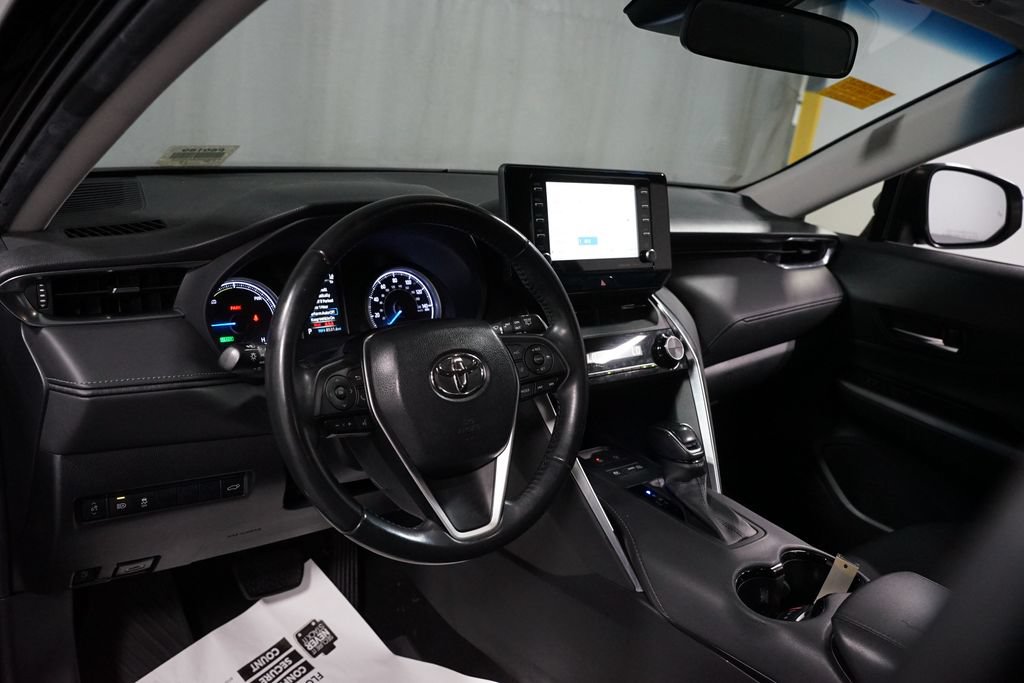 Certified 2021 Toyota Venza LE AWD/4WD image 11