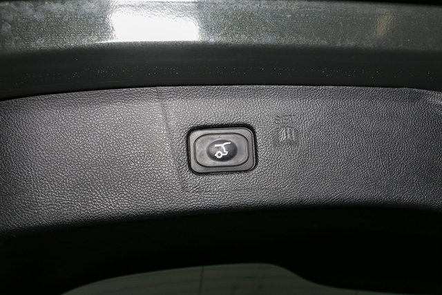 Used 2022 Ford Edge SEL w/ Convenience Package image 12