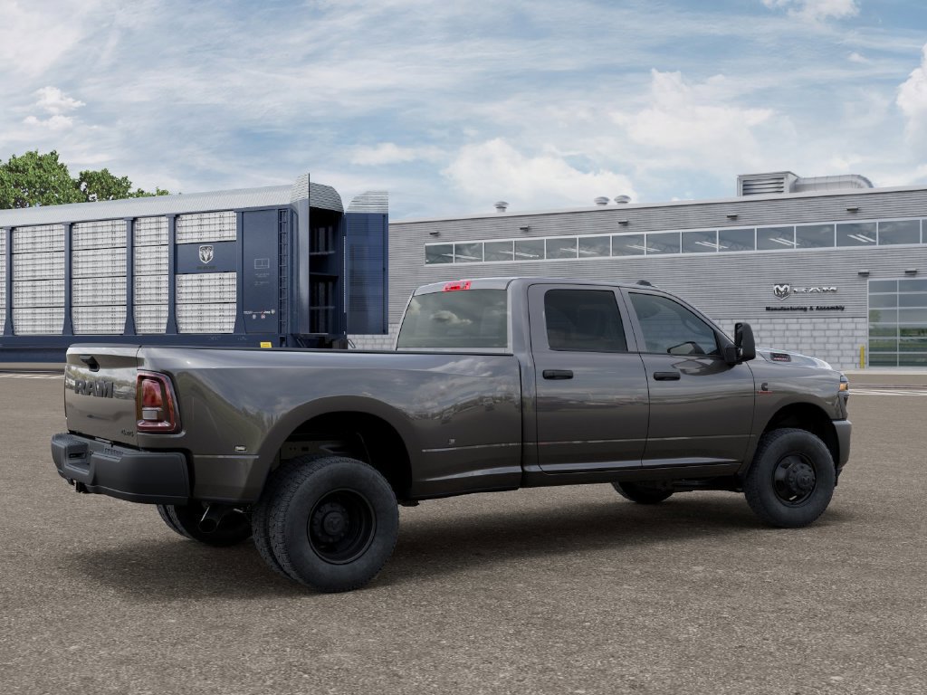New 2026 RAM 3500 Tradesman AWD/4WD image 4