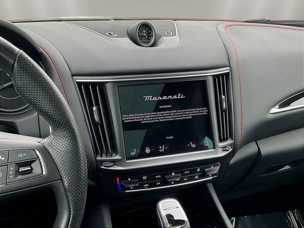 Used 2024 Maserati Levante Modena Ultima AWD/4WD image 9