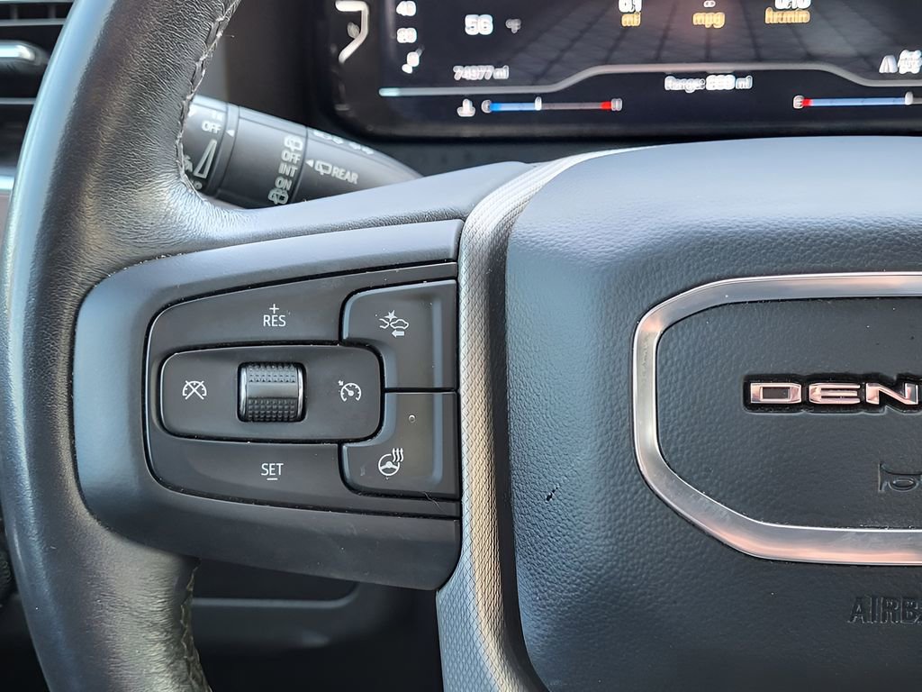 Used 2022 GMC Yukon XL Denali image 24