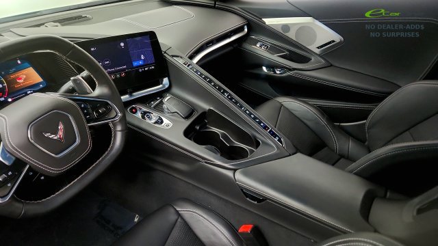 Used 2022 Chevrolet Corvette Stingray Premium Cpe w/ Z51 Performance Package RWD image 44