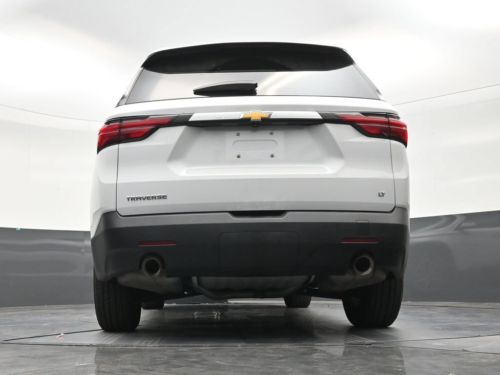 Used 2023 Chevrolet Traverse LT FWD image 22