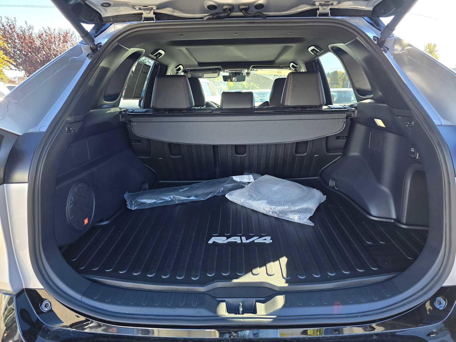 Used 2024 Toyota RAV4 XSE w/ Weather Package image 16