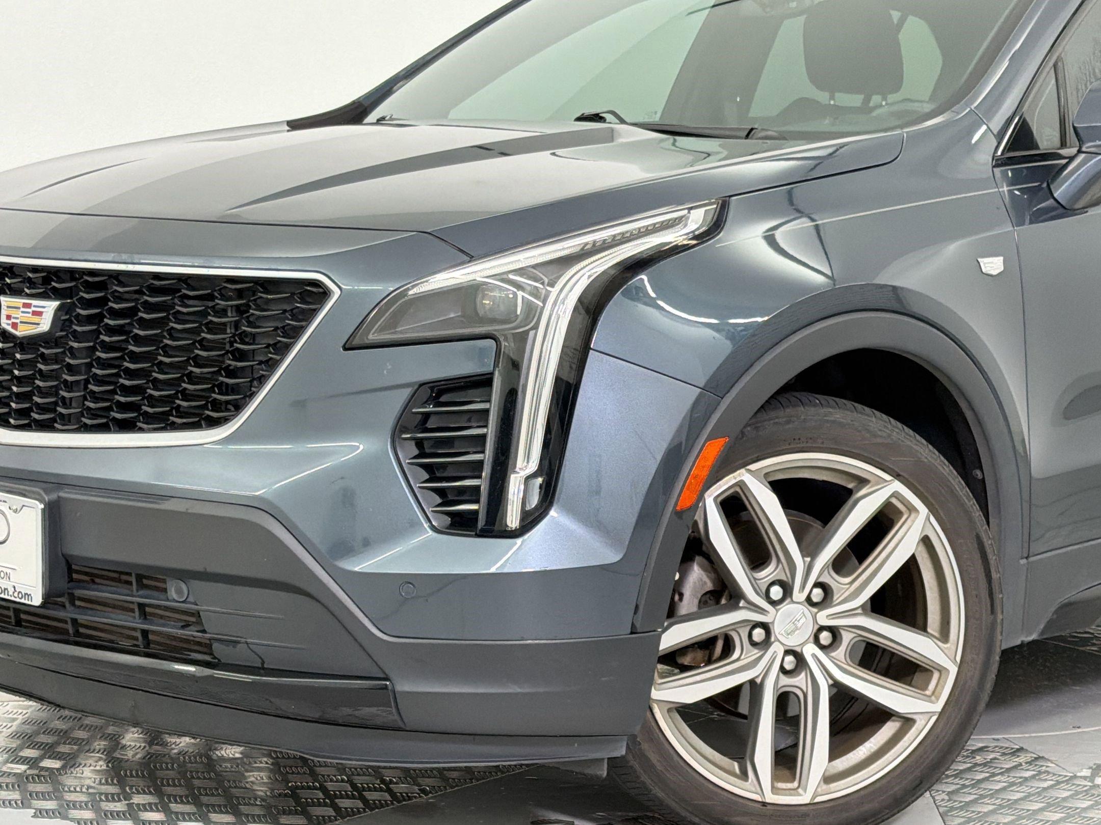 Used 2019 Cadillac XT4 Sport w/ Cold Weather Package FWD image 23