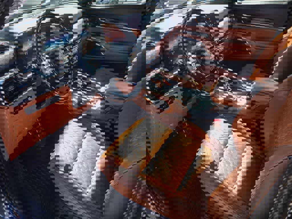 Used 2024 Kia Telluride SX Prestige X-Line image 16