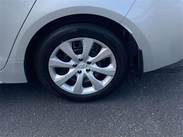 Used 2024 Toyota Corolla LE image 6
