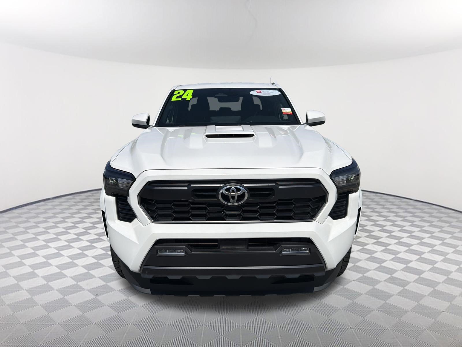 Certified 2024 Toyota Tacoma TRD Sport RWD image 2