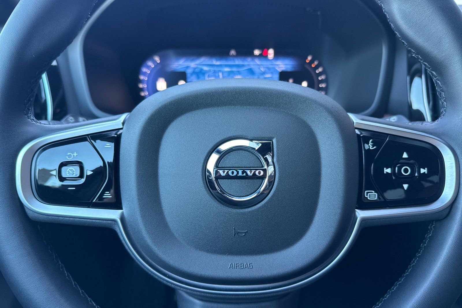 Certified 2026 Volvo V60 B5 Cross Country Plus w/ Climate Package image 27