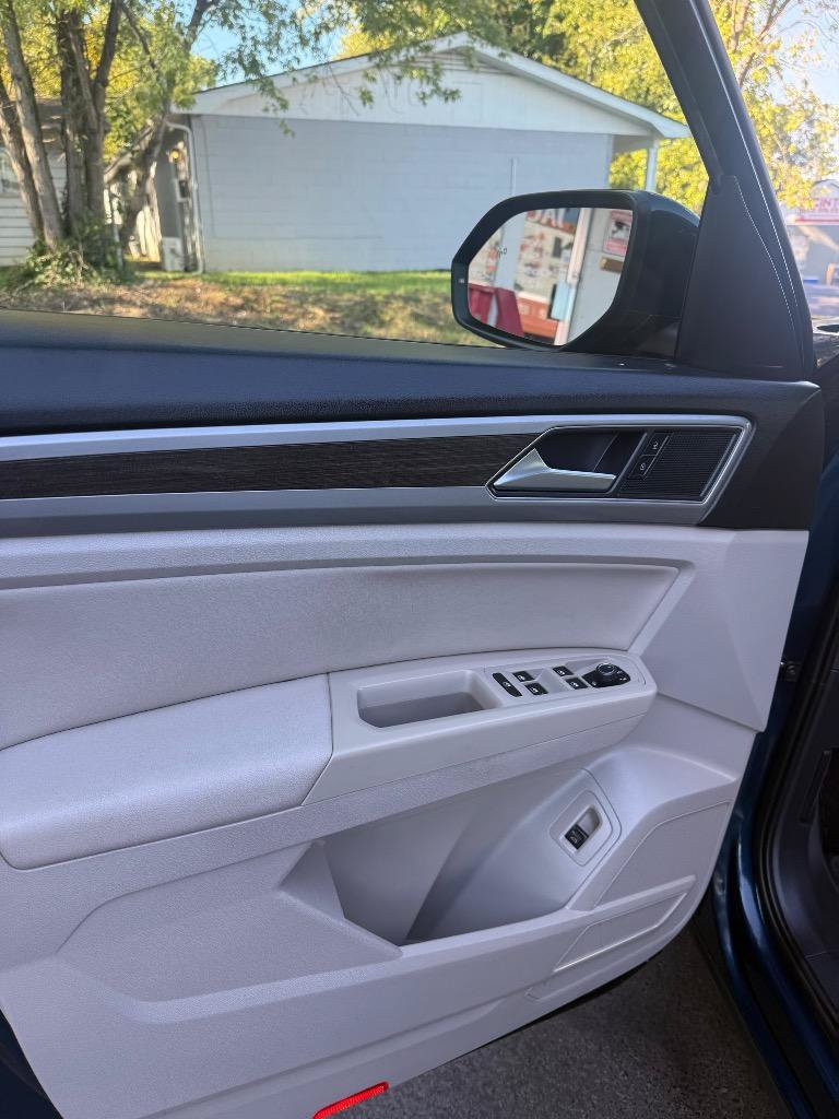 Used 2018 Volkswagen Atlas SE AWD/4WD image 12
