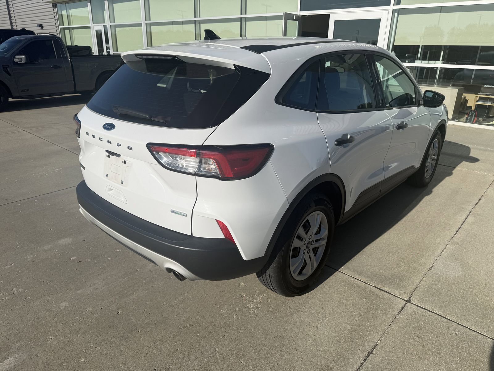 Used 2020 Ford Escape S FWD image 4
