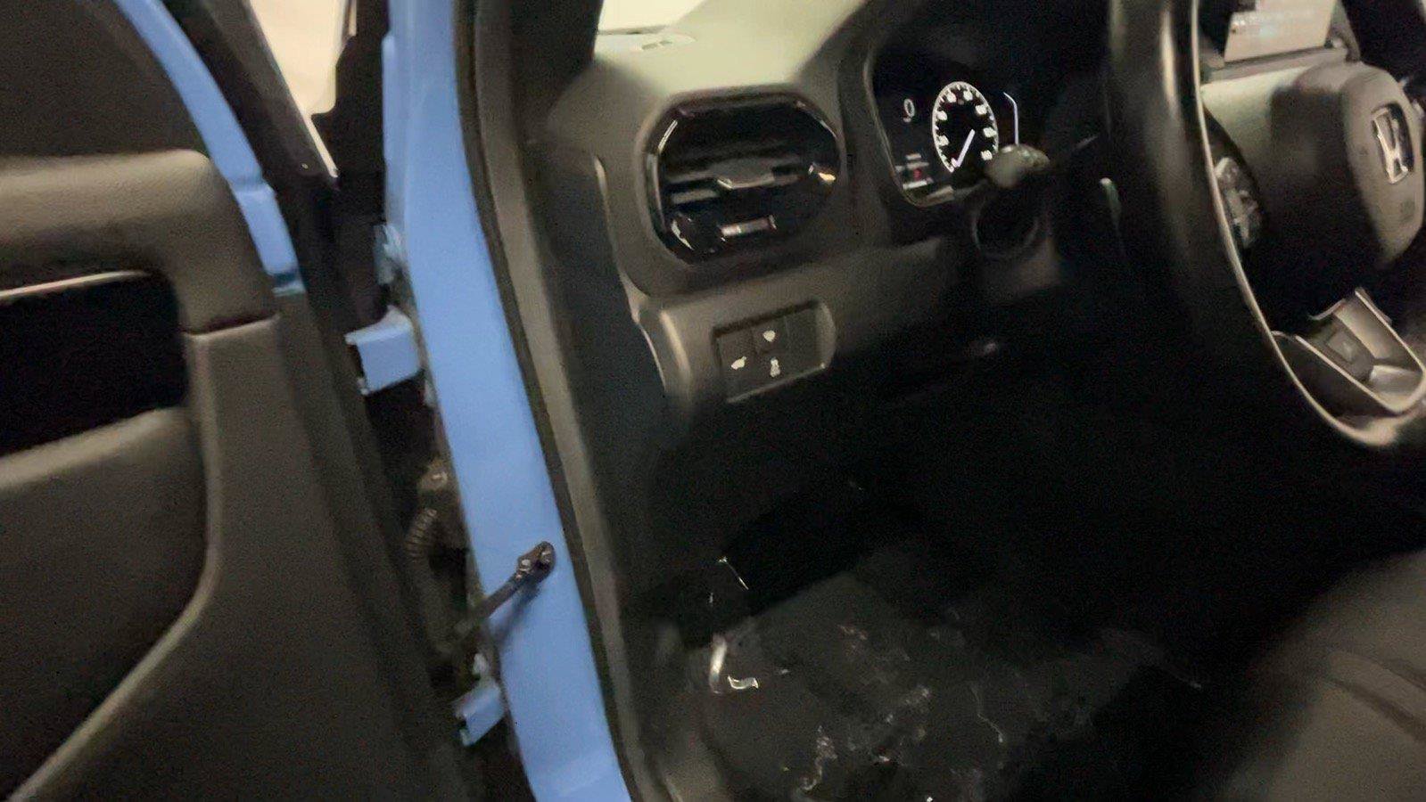 Used 2025 Honda Pilot TrailSport image 31