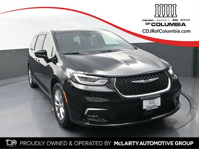 New 2026 Chrysler Pacifica Limited image 1