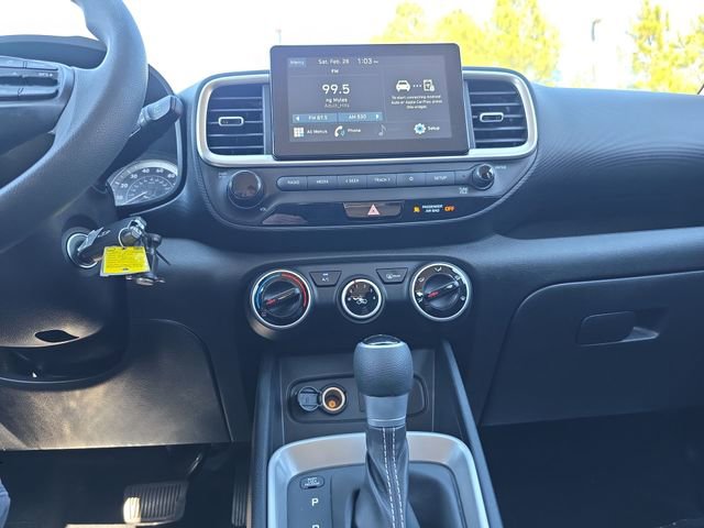 Used 2021 Hyundai Venue SE image 33