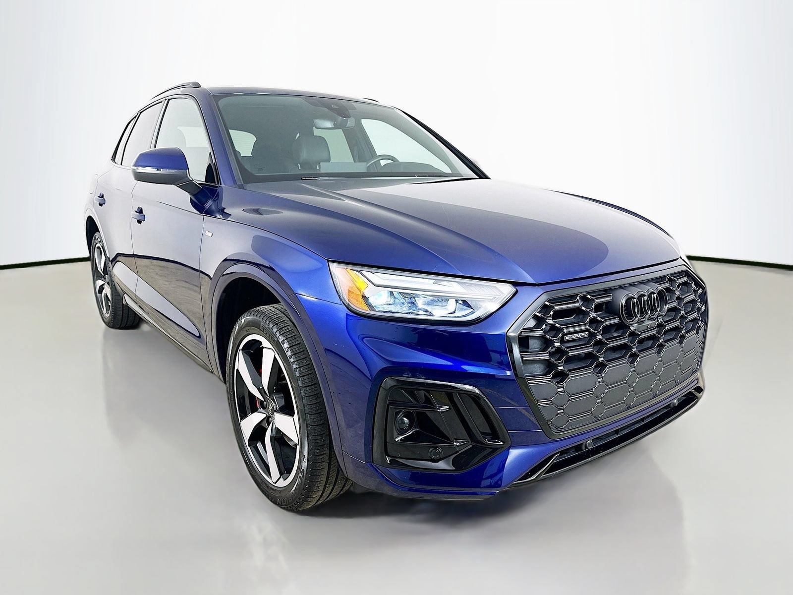 Used 2024 Audi Q5 2.0T Premium Plus AWD/4WD image 3