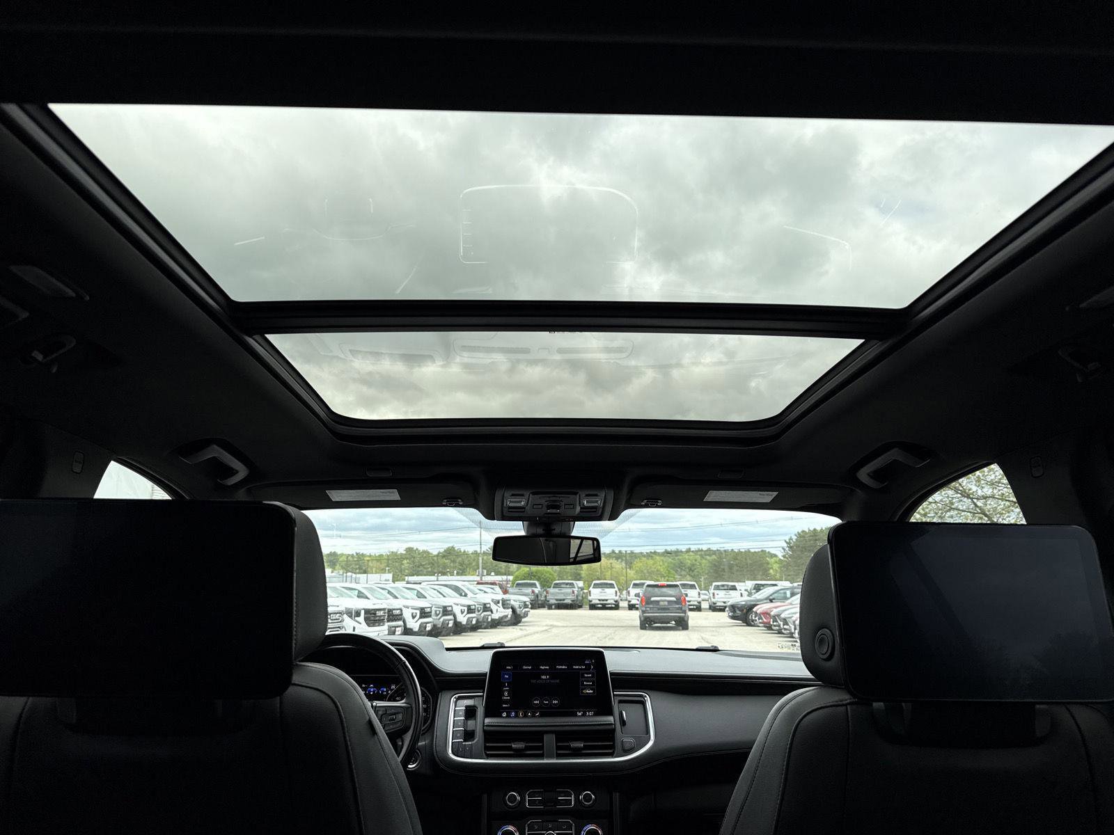 Used 2021 GMC Yukon XL AT4 w/ AT4 Premium Plus Package image 22