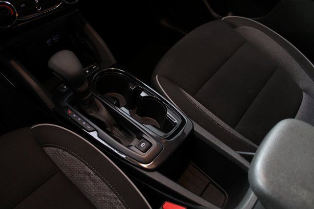 Used 2025 Chevrolet TrailBlazer LT image 14