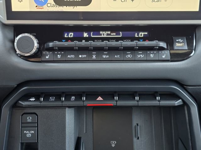 Used 2026 Toyota Sequoia Capstone image 14