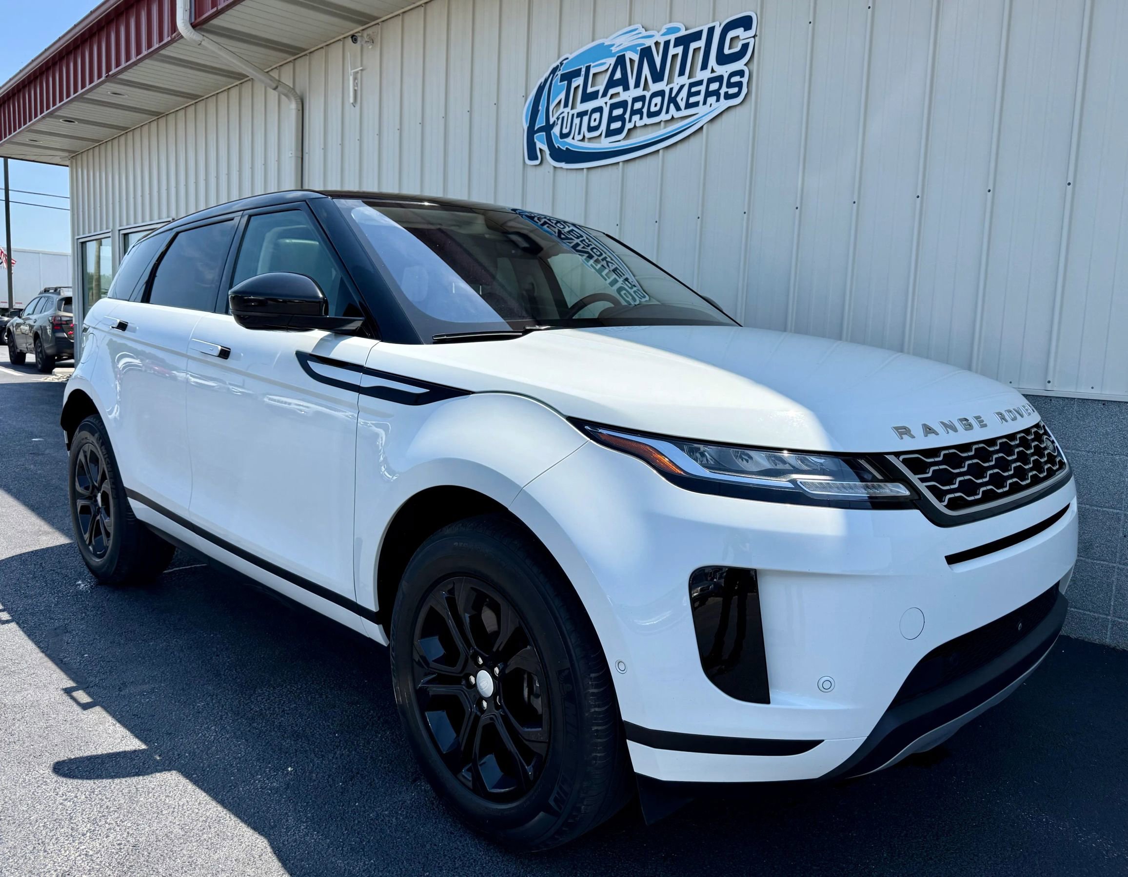 Used 2021 Land Rover Range Rover Evoque S AWD/4WD image 4