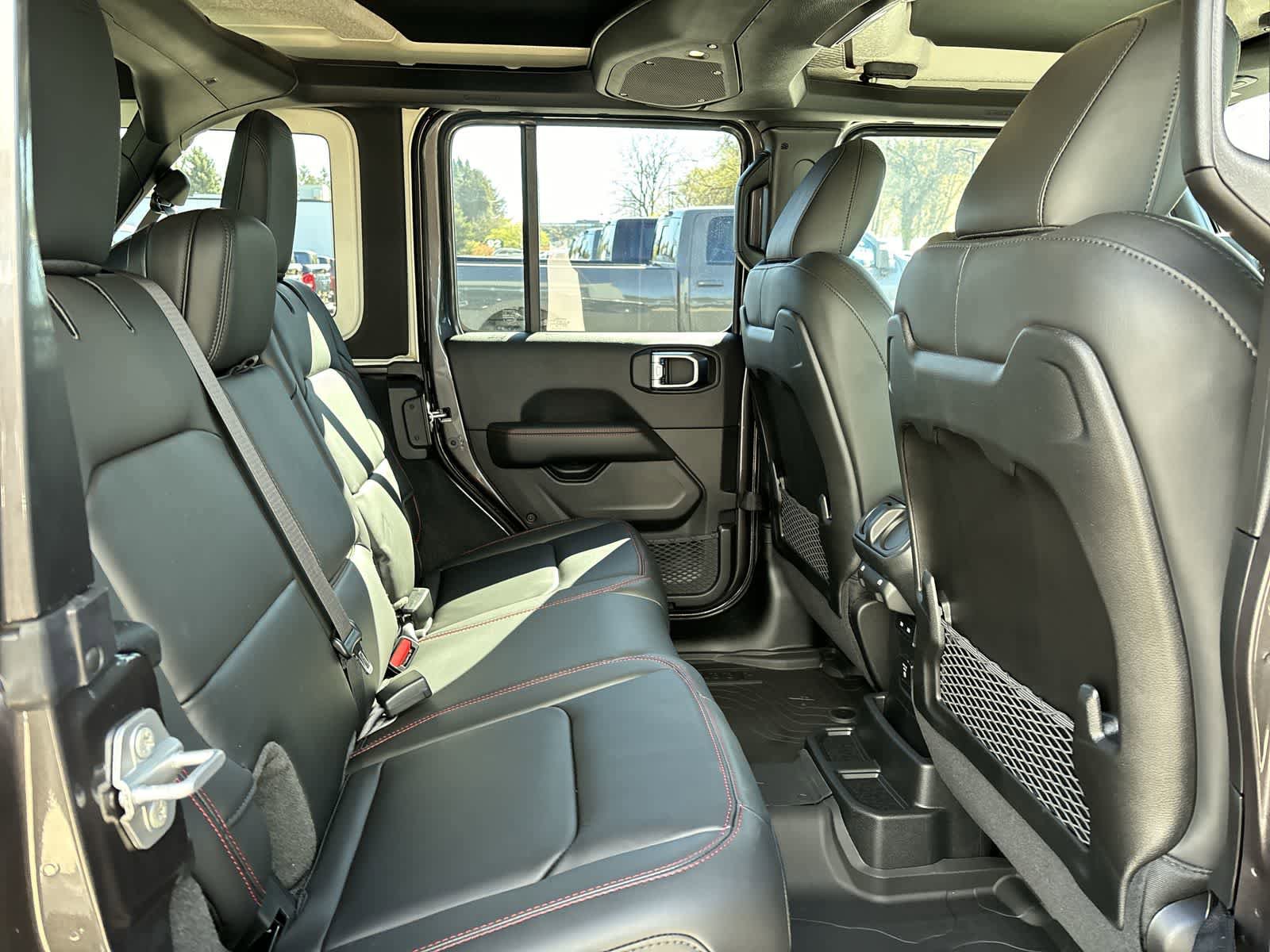 New 2026 Jeep Wrangler Unlimited Rubicon AWD/4WD image 7
