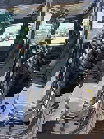 New 2025 Jeep Wrangler Unlimited Sport image 9