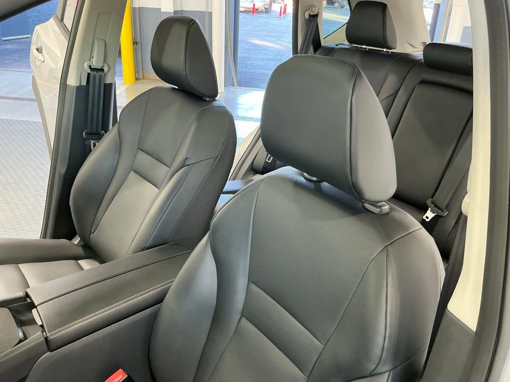Used 2023 Nissan Rogue SV w/ SV Premium B Package FWD image 14