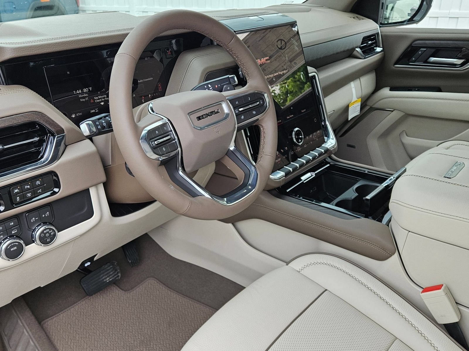 New 2026 GMC Yukon Denali AWD/4WD image 9
