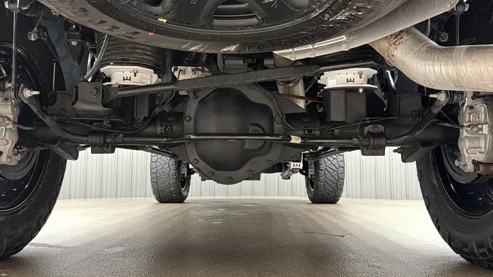 Used 2025 RAM 2500 Limited AWD/4WD image 14