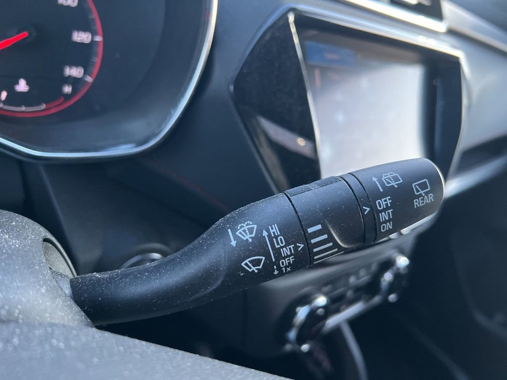 Used 2023 Chevrolet TrailBlazer RS w/ Convenience Package image 12