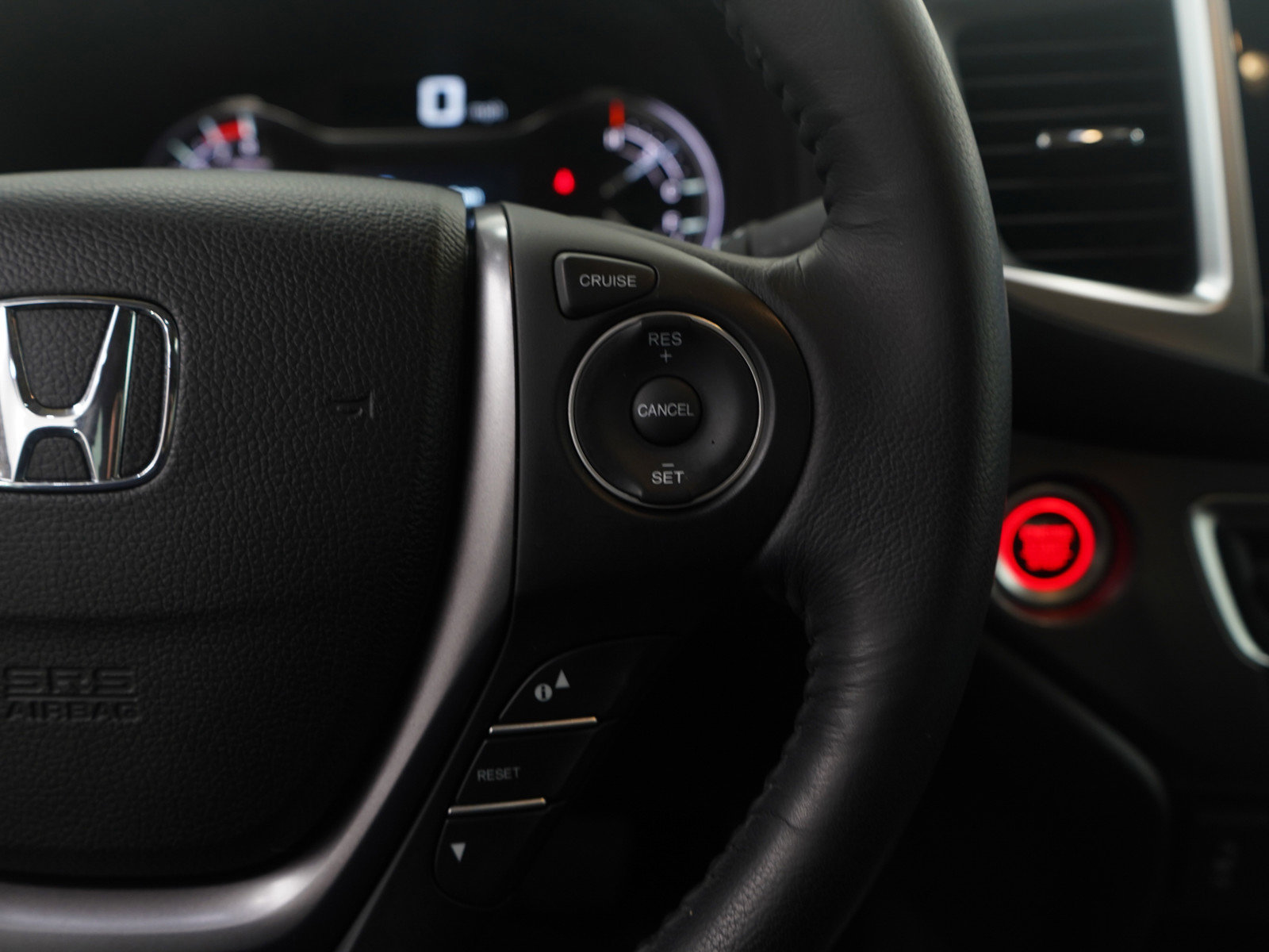 Used 2019 Honda Ridgeline RTL-T image 19