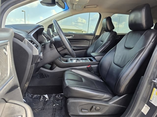 Used 2021 Ford Edge Titanium AWD/4WD image 14