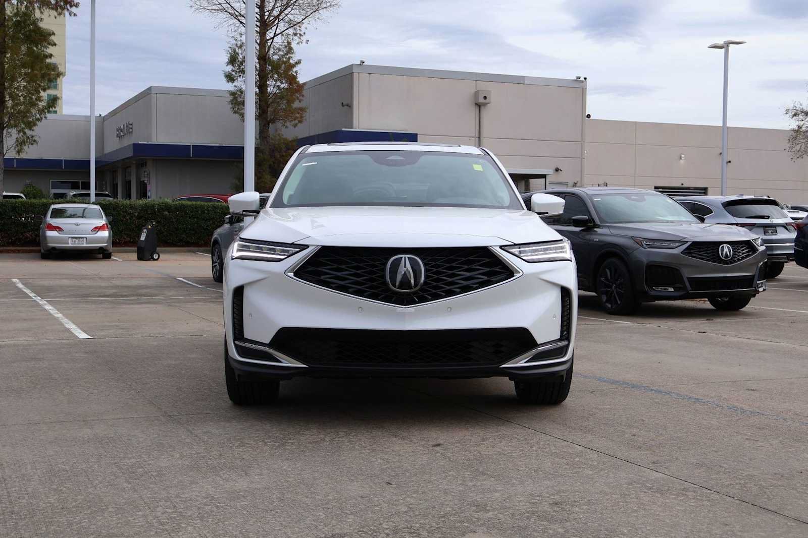 Certified 2026 Acura MDX w/ Technology Package FWD image 6