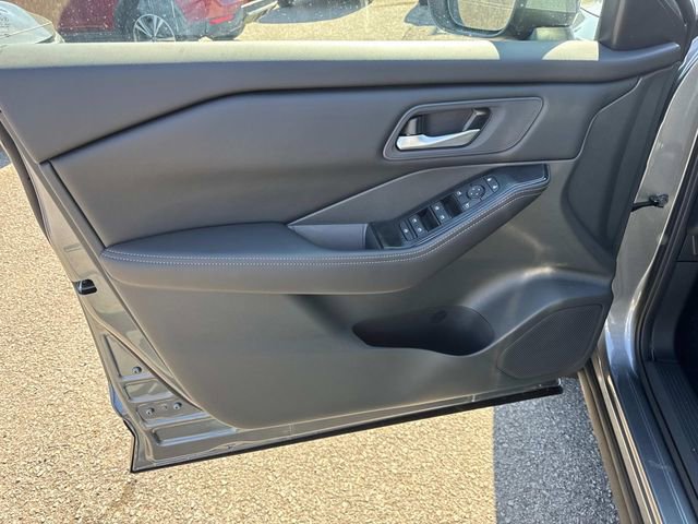 New 2026 Nissan Rogue SV image 21