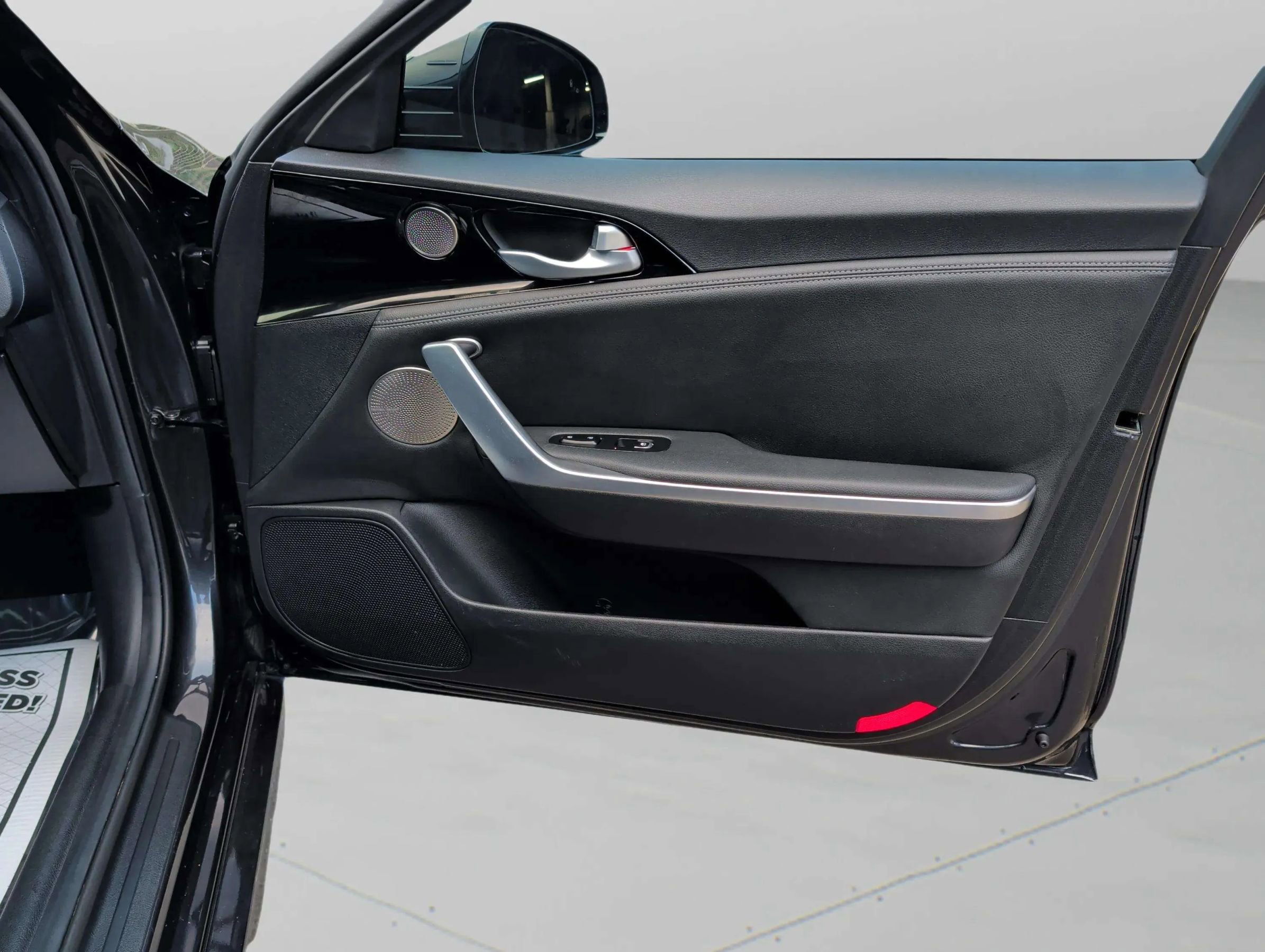 Used 2020 Kia Stinger GT-Line w/ Sun & Sound Package image 13