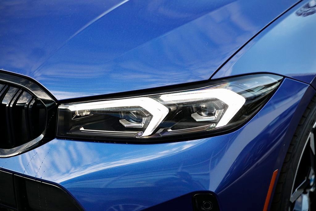 New 2026 BMW 330i Sedan w/ M Sport Package image 13