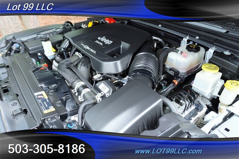 Used 2022 Jeep Gladiator Rubicon w/ Cold Weather Group AWD/4WD image 31