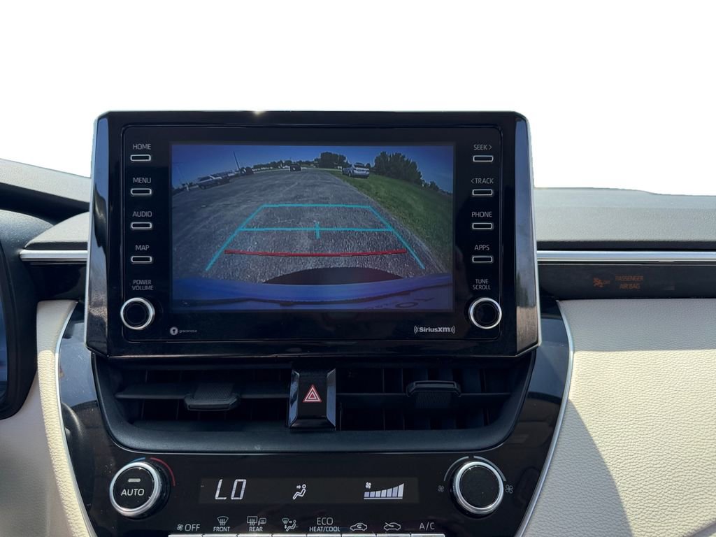 Used 2021 Toyota Corolla LE FWD image 18