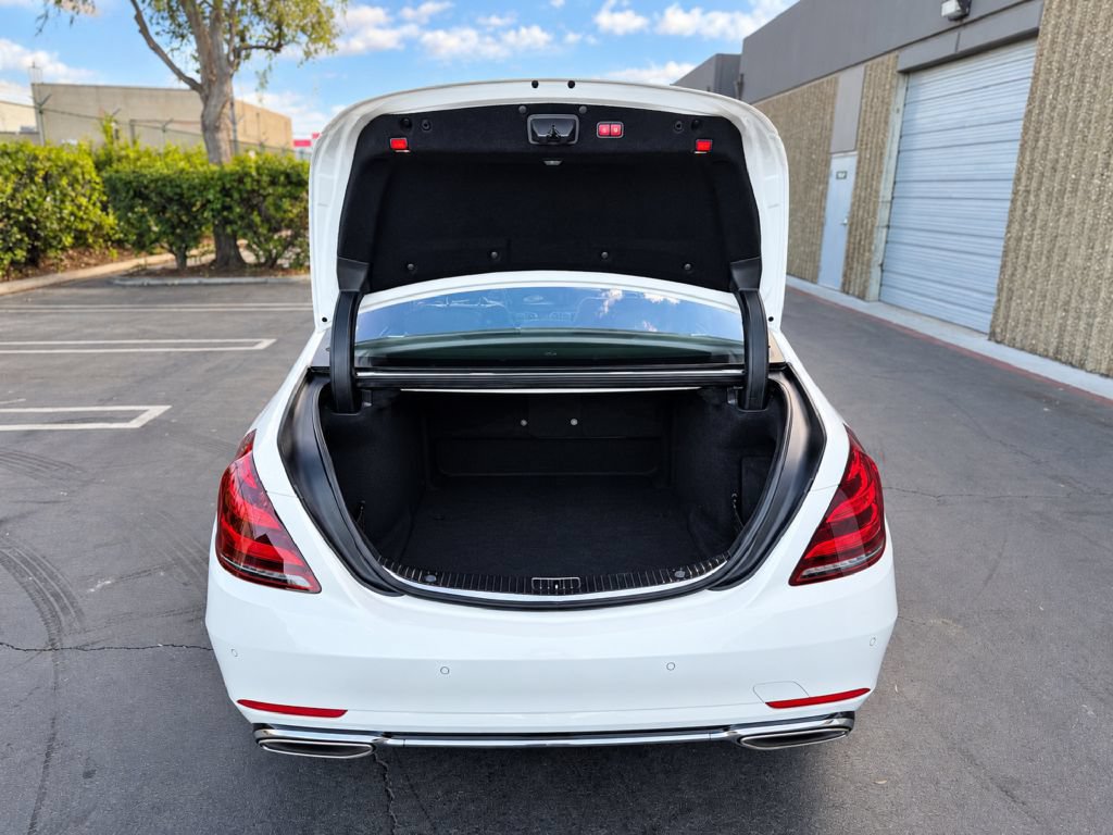 Used 2020 Mercedes-Benz S 560 Sedan image 20