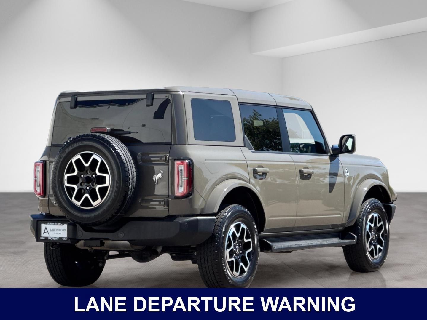 Used 2025 Ford Bronco Outer Banks AWD/4WD image 7