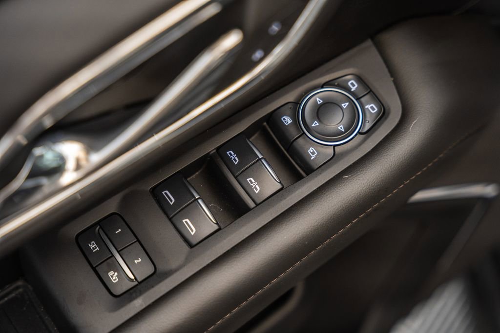 Used 2024 Chevrolet Suburban High Country AWD/4WD image 48