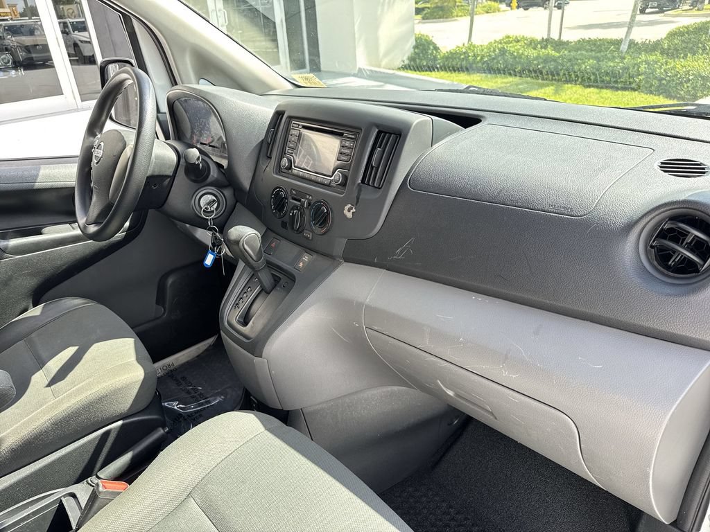 Used 2019 Nissan NV200 S FWD image 14