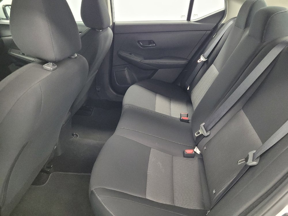Used 2025 Nissan Sentra SV FWD image 18