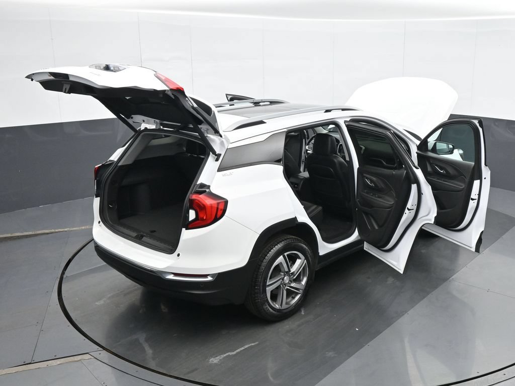 Used 2021 GMC Terrain SLT w/ Infotainment Package II AWD/4WD image 39