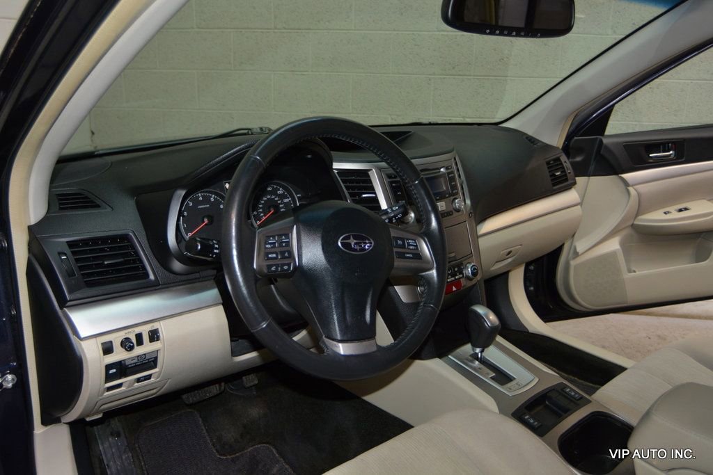 Used 2013 Subaru Outback 2.5i Premium image 11