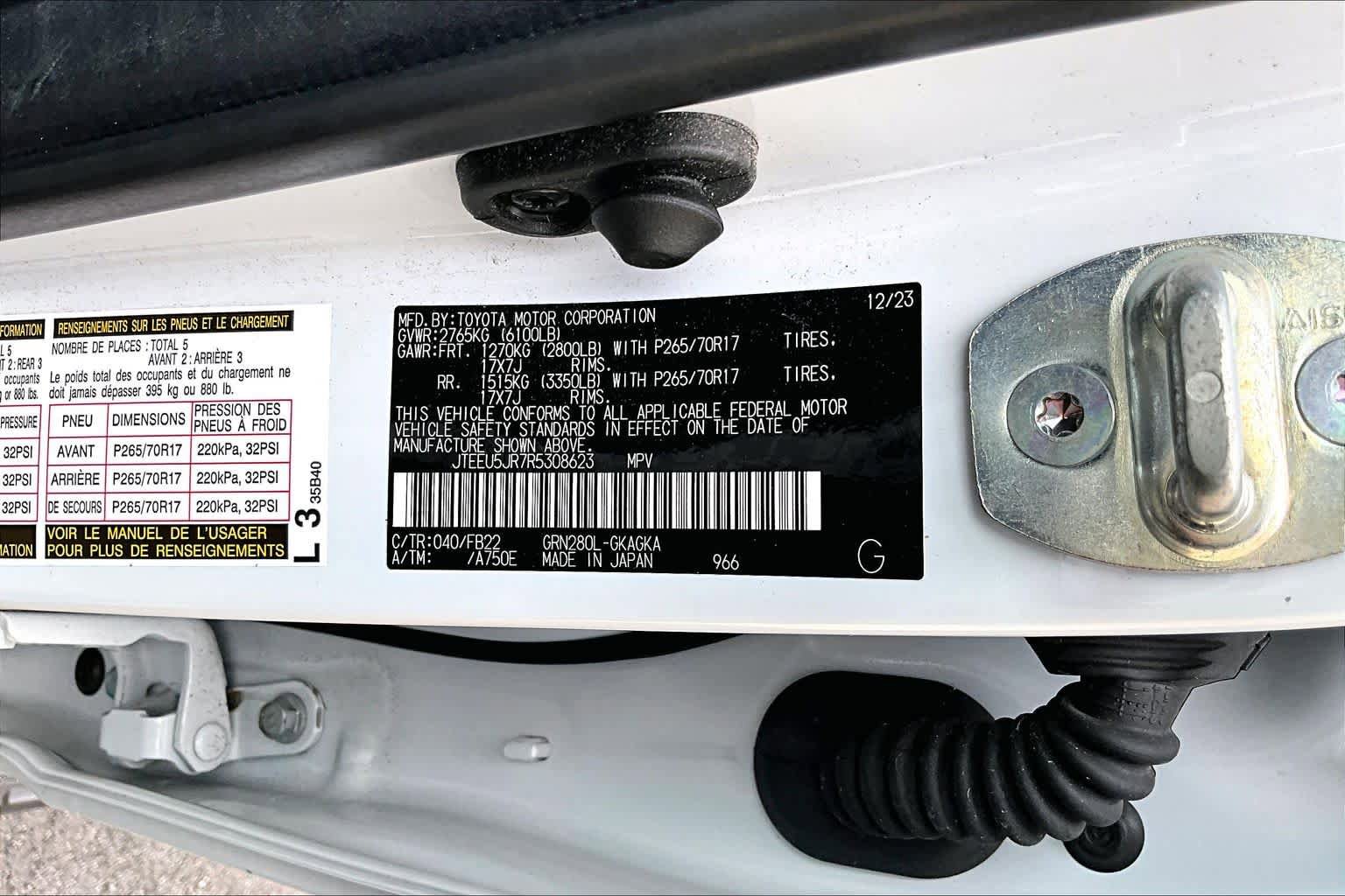 Used 2024 Toyota 4Runner SR5 RWD image 33