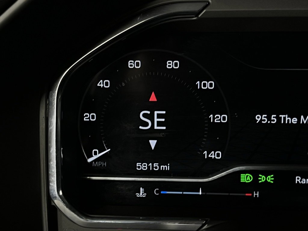 Used 2025 GMC Sierra 1500 AT4 image 19