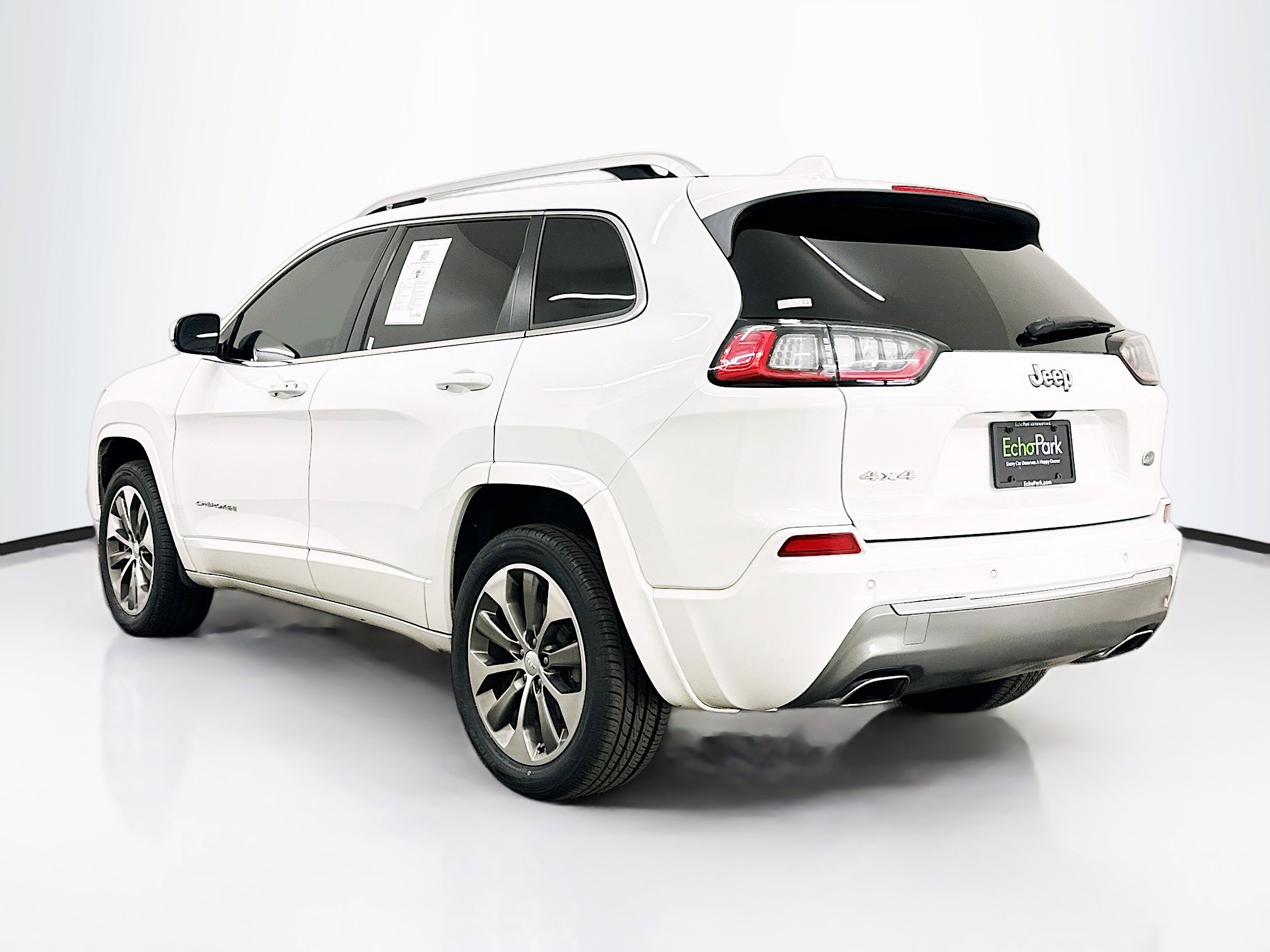 Used 2019 Jeep Cherokee Overland image 5