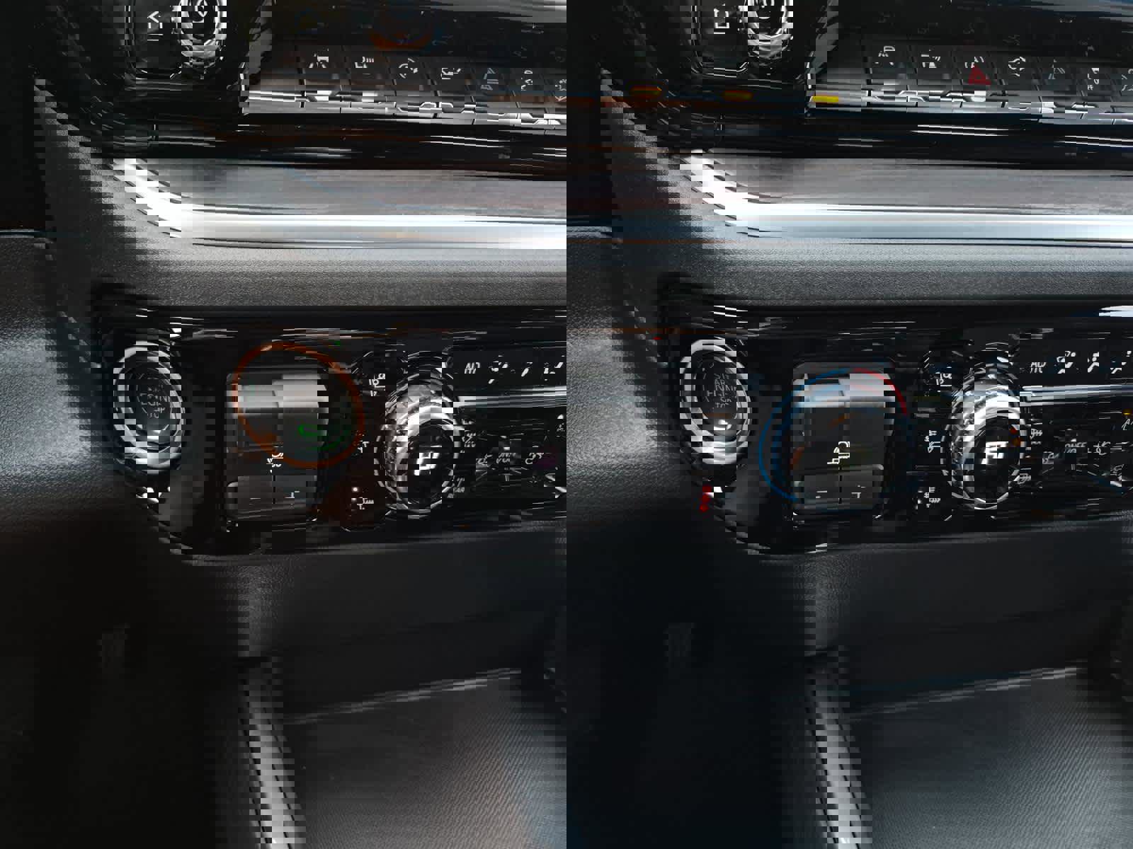 New 2026 GMC Sierra 1500 SLT image 19